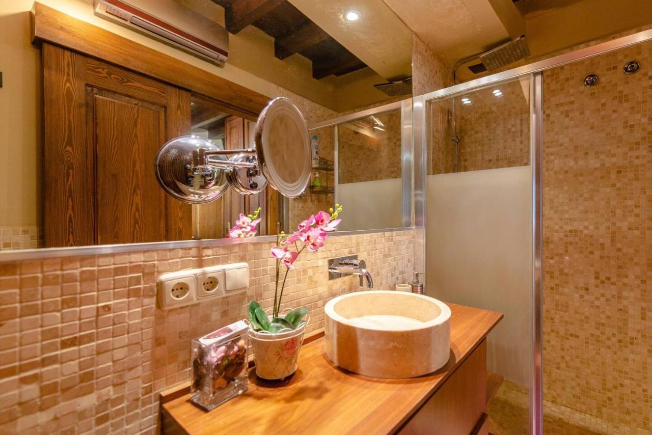 그라나다 Sleep In Historic Puerta Elvira 아파트 외부 사진