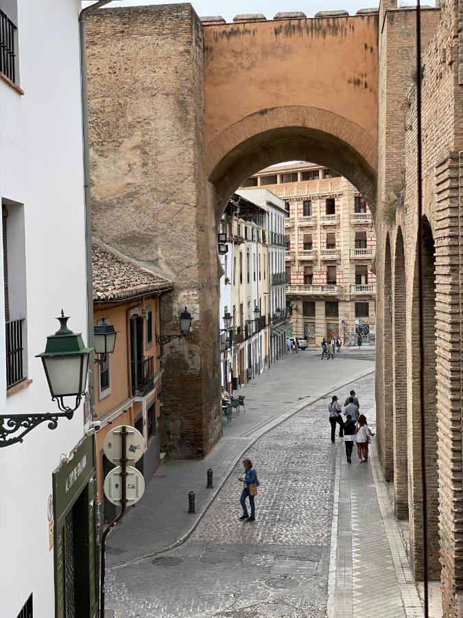 그라나다 Sleep In Historic Puerta Elvira 아파트 외부 사진